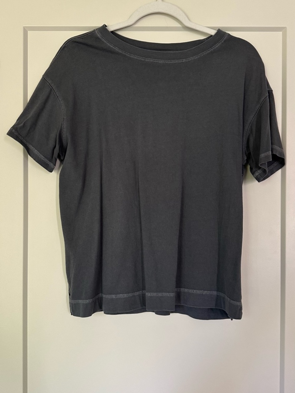 Old Navy Heather Gray Tee - Small